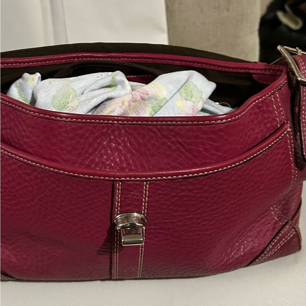Coach Pink Leather Shoulder Bag. - Picture 8 of 9